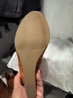 Brand new wedge heal shoe
