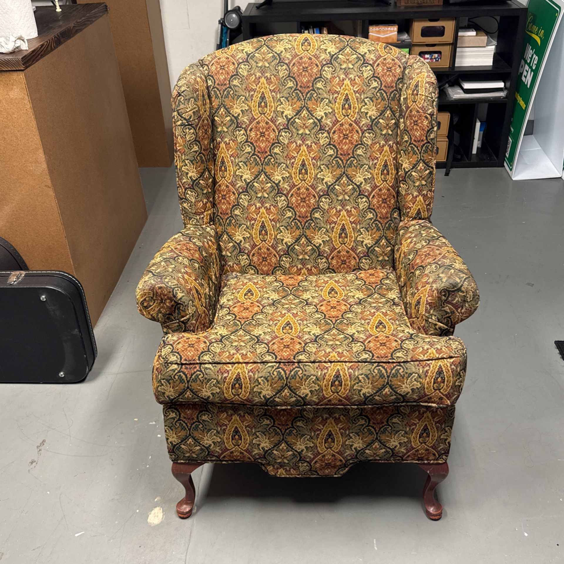 Vintage Sofa Chair | Delivery Included