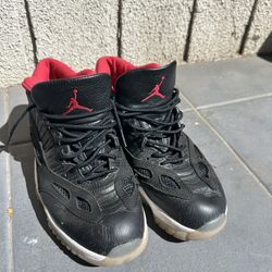 Men’s Nike Air Jordan 11 Retro Low Bred IE Bred 