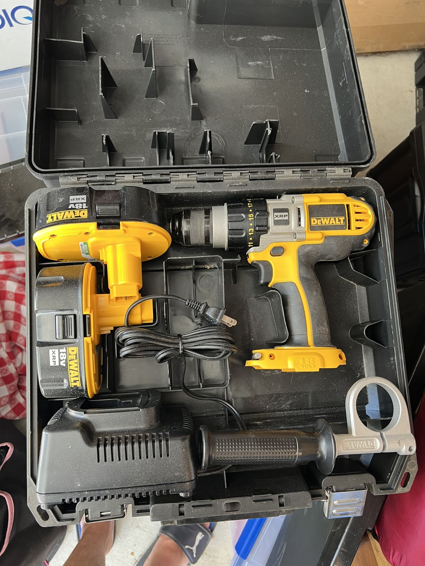Dewalt DCD940 XRP Drill 18v Two Batteries
