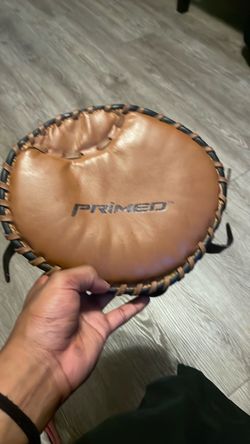 Pancake glove for infielding for baseball practice