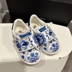 Dolce & Gabanna Sneakers