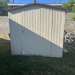 Metal shed/storage