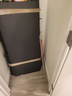 65"-70" tv stand