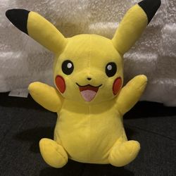 Pickachu stuff doll 9” Pokémon Plush 2022 Plushy Animal Toys