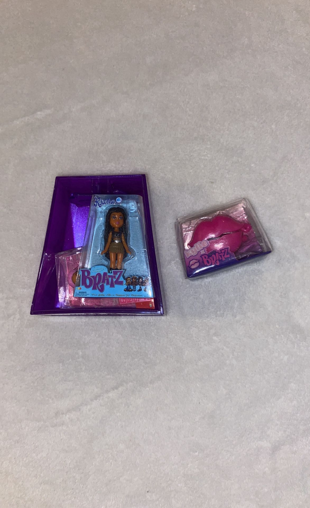 Miniature Bratz Dolls And Purse