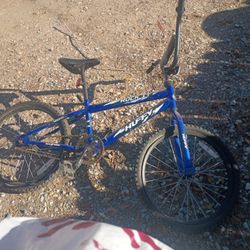 Boys Rock It Huffy Bike