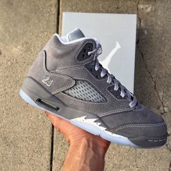 Air Jordan 5 “Wolf Grey”  GS Size 6 Y
