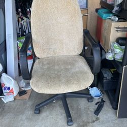 Very Comfortable Office Chair $5
