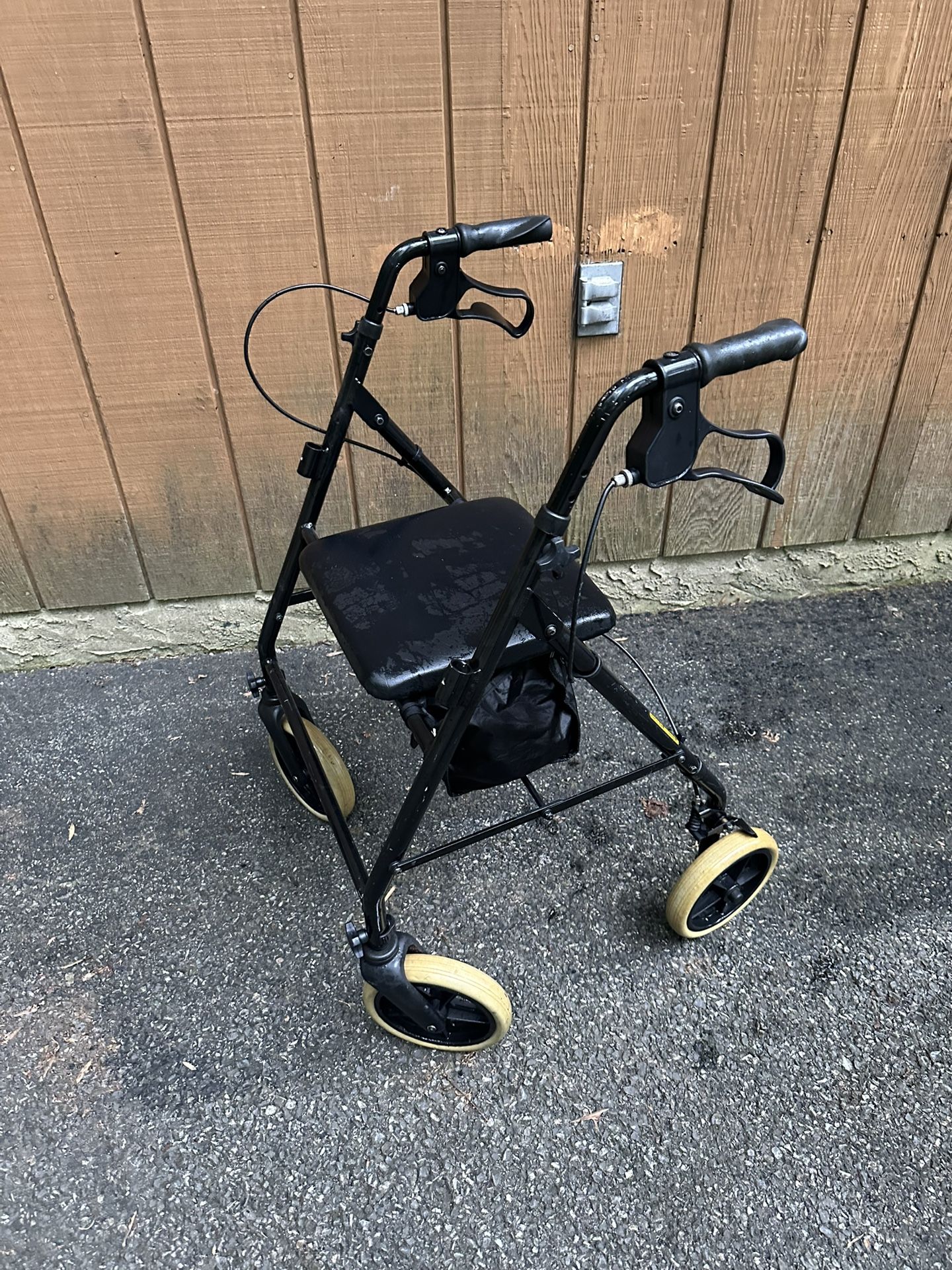 4-Wheel Walker / Rollator