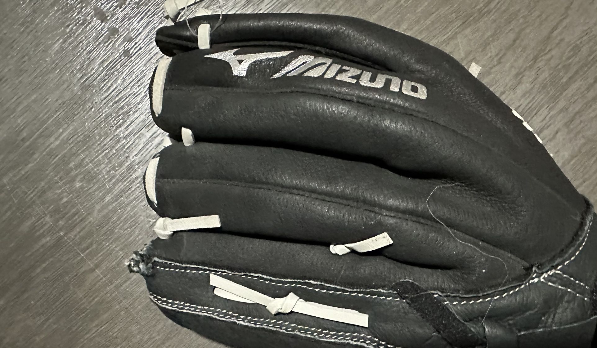 Mizuno 12.5 Softball Left Hand Glove