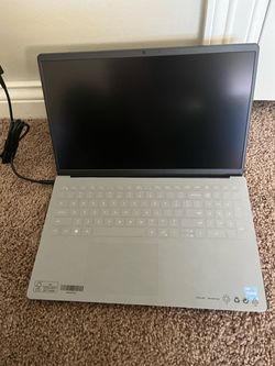 Brand New Dell 15 dc15250 i5 touch screen laptop