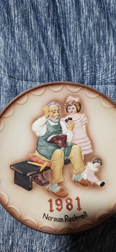 NORMAN ROCKWELL Collectible