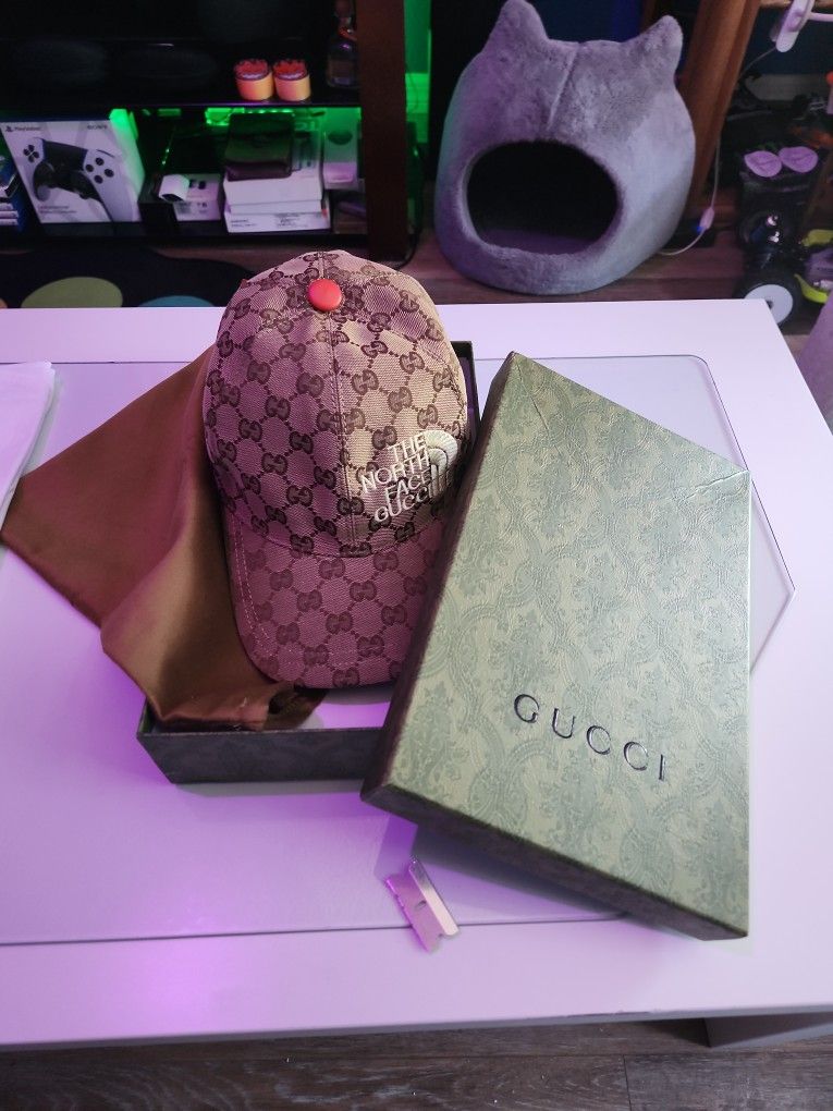 Gucci X Northface Hat