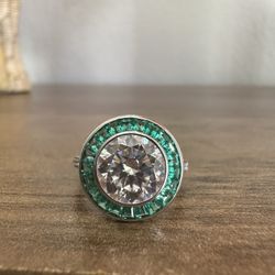 Vintage Style Moissanite Diamond Round With Calibre Cut Lab Grown Emerald Halo Engagement Ring 