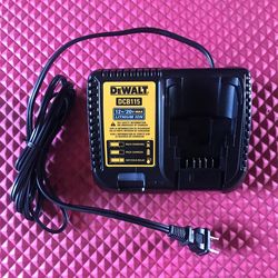 DEWALT  DCB 115  🔌 CHARGER🇺🇸