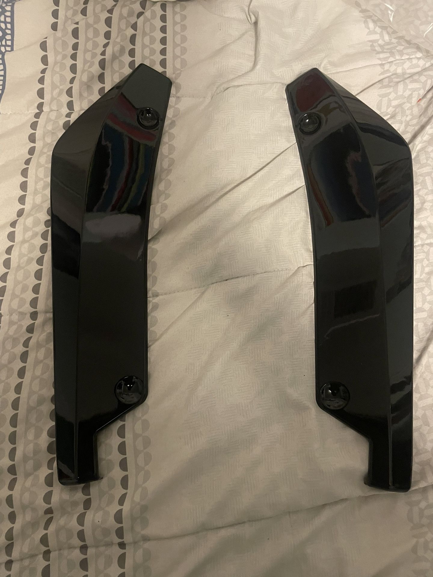 Universal Rear Bumper Side Splitters