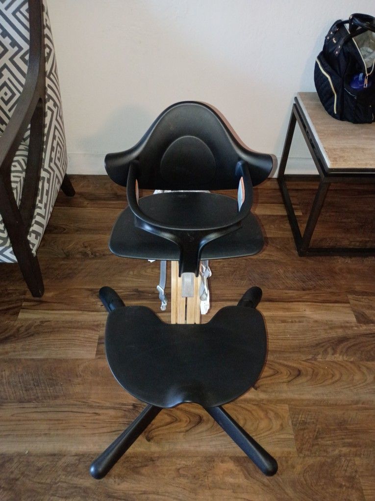 NOMI HIGH CHAIR