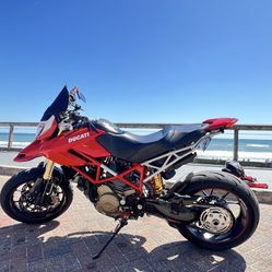 2009 Ducati HYPERMOTARD 1100S