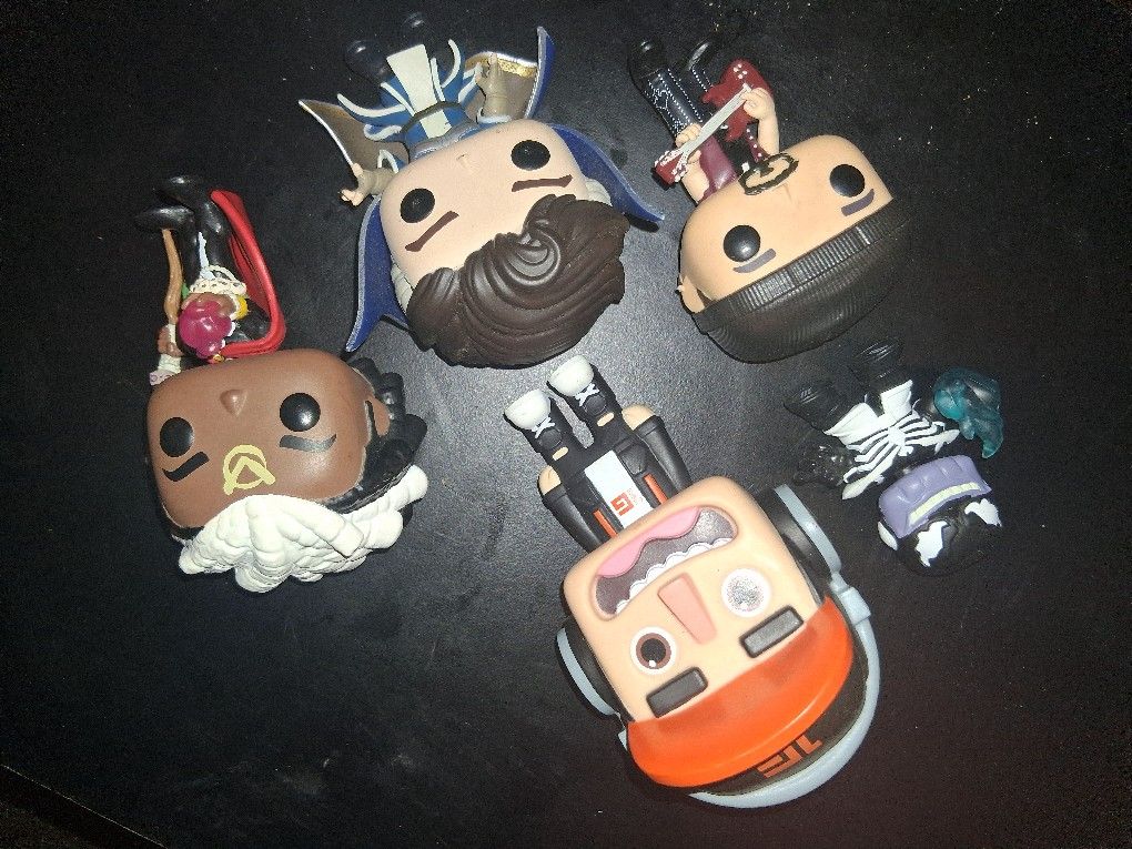 Bobble Heads Very Nice