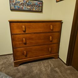 Colonist Craft,  Chest Of Drawers.