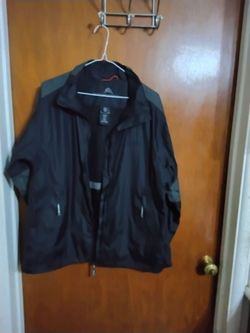 Ladies Medium Black and Olive Green Breathable Waterproof Zip-Up Windbreaker Jacket