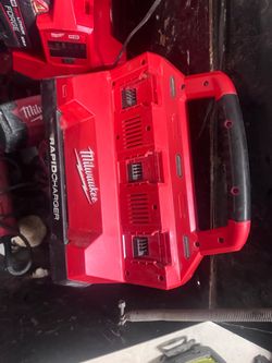 6 batteries charger