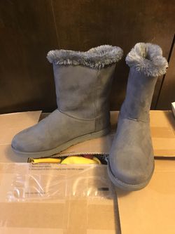 GIRLS BOOTS SIZE 9