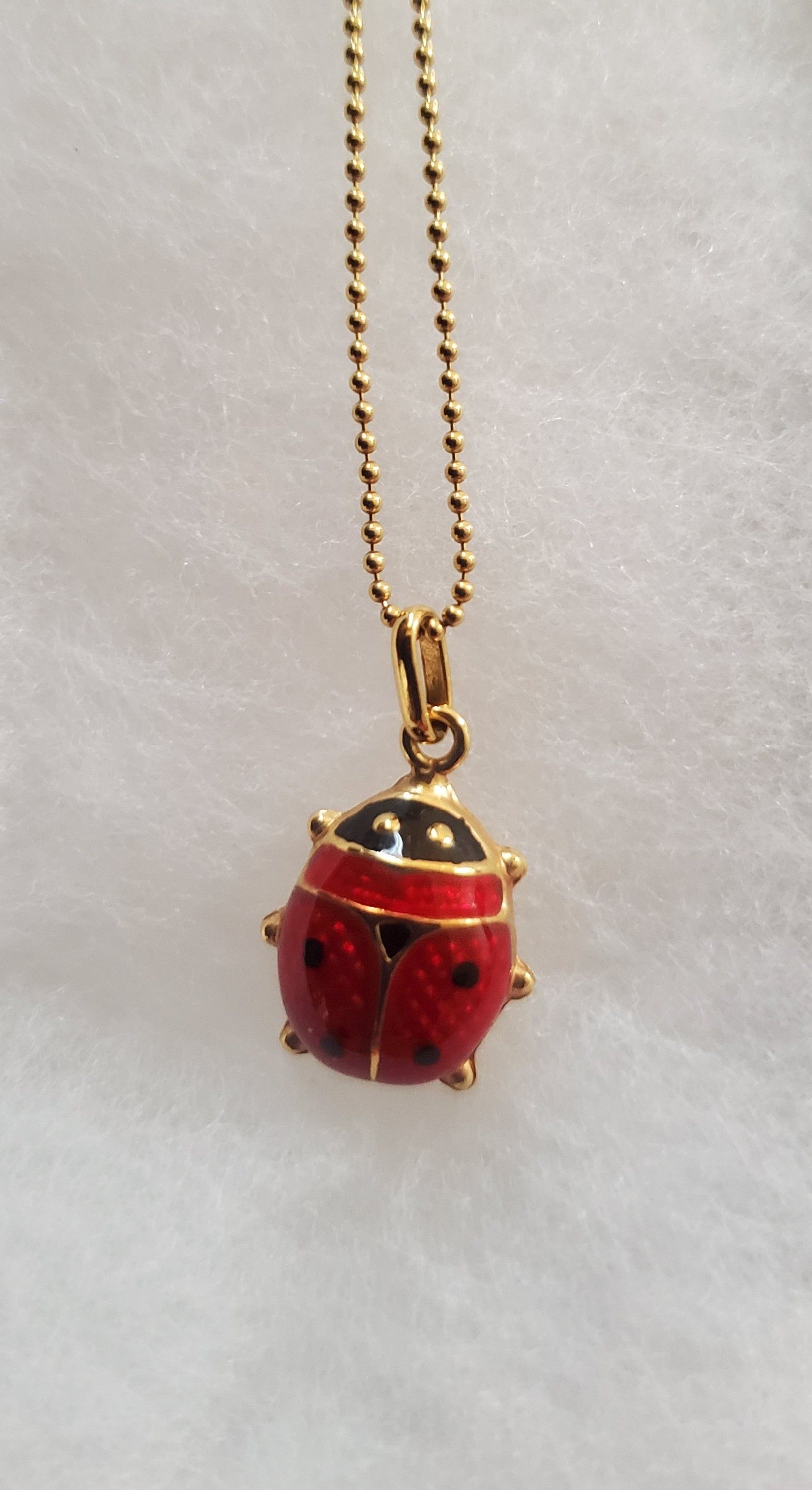 14k Gold Ladybug Necklace 16" chain wt. 2.7g!!!