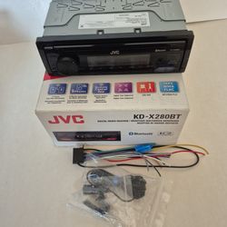 JVC DIGITAL MEDIA RECEIVED BLUETOOTH USB AUX NOT CD PLAYER ( BRAND NEW PRICE IS LOWEST INSTALL NOT AVAILABLE )