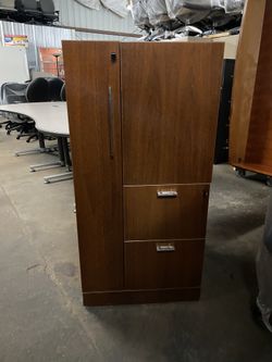 Knoll reff profiles cabinet