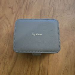 Equuleus Small Travel Jewelry Box Organizer (Taupe Gray)