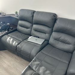 96" R-Reclining Sectional