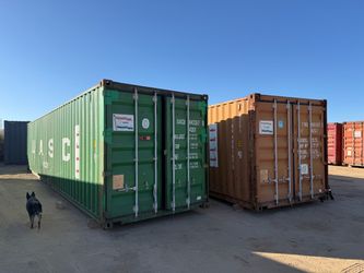 Storage shipping containers