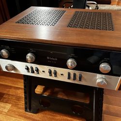 McIntosh MA230 Vintage Stereo Tube Amplifier. Mint. 