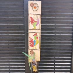 Rustic wall decoration with little plant 🪴