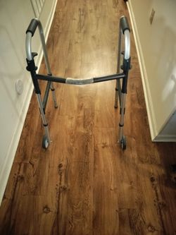 Foldable Walker