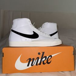 Nike Shoes 