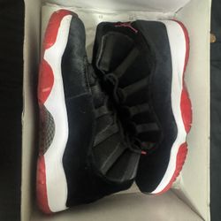 Jordan 11 Bred Velvet 