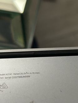Apple MacBook