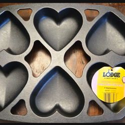 Valentines day! Seasoned Cast Iron Heart Mini Cake Pan
