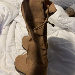 Tan boots size 6 from children’s place