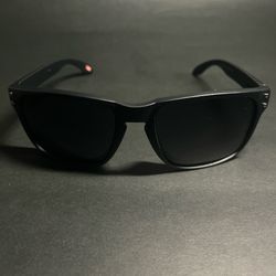 Oakley Holbrook OO9102 Men's Square Sunglasses - Black Lens