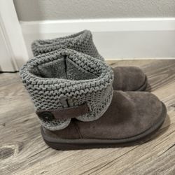 Ugg Boots - women’s size 6