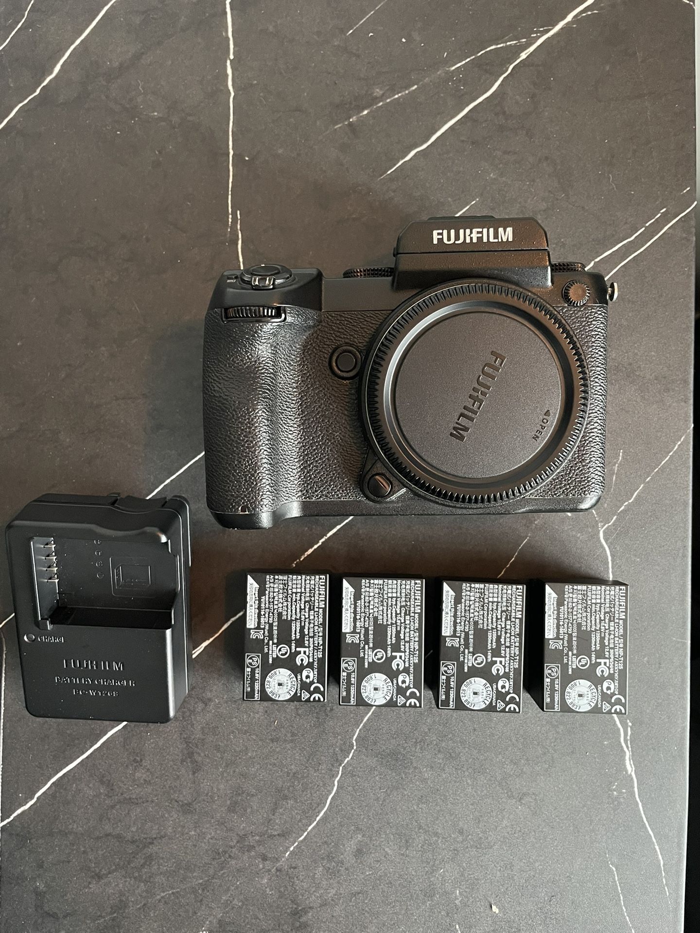 Fuji GFX 50s Camera Body