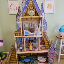 Disney Dollhouse 