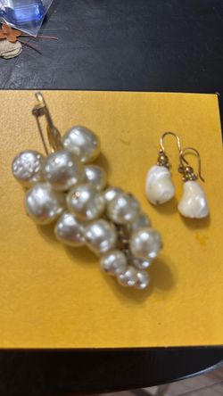 Pearl Brooch and Drop Earrings Set
