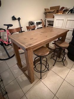 High Top Dinning Set