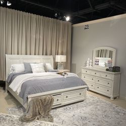 3 PCS QUEEN BEDROOM SET: QUEEN BED, NIGHTSTAND, DRESSER