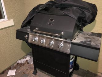 Dyna Glo 4 Burner Grill
